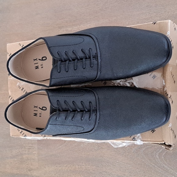 Mix No. 6 Neze Oxford - Color: Black - Size: 9.5 - Picture 2 of 9